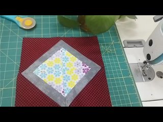 Простой лоскутный блок из квадратов для начинающих.