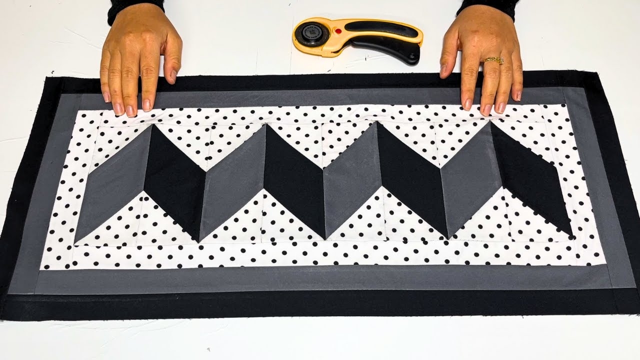 Простой ковер с 3D-эффектом из ткани своими руками: пошаговый мастер-класс для каждого