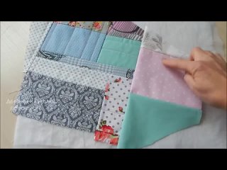 Нужную вещичку для дома я сшила из обрезков. Сумасшедшая лоскуток.Чудо коврик.