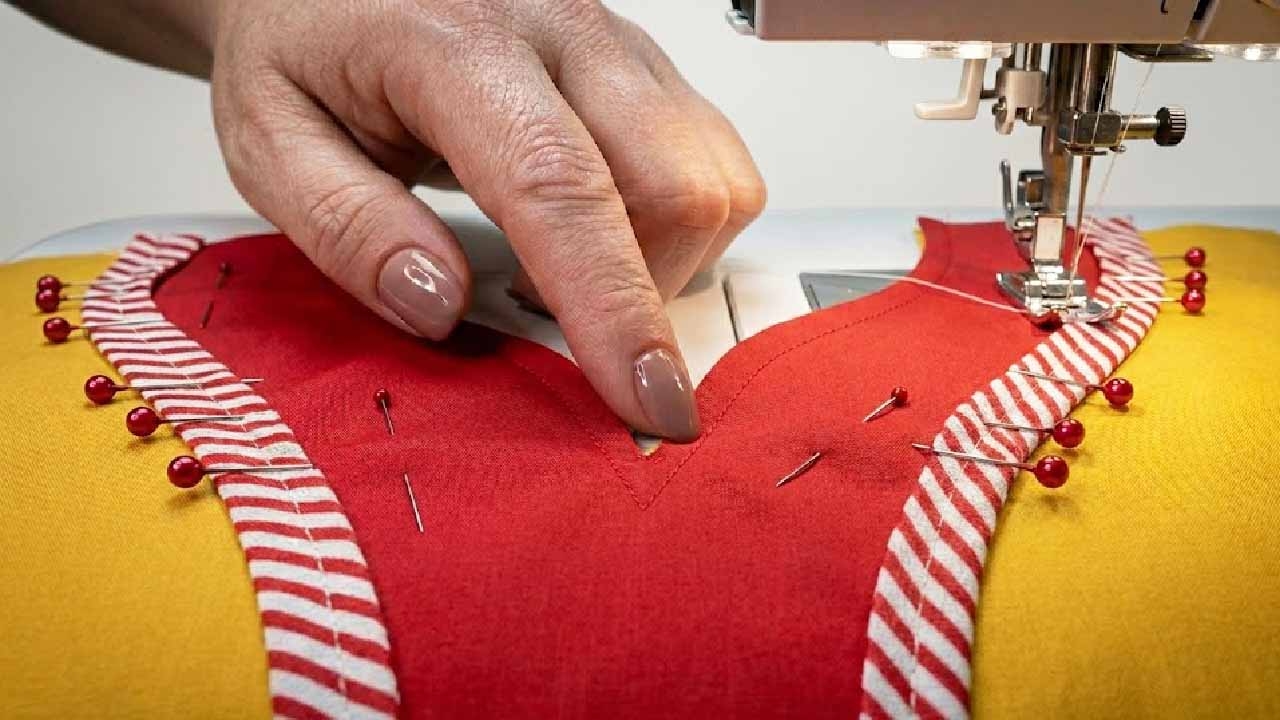 Секрет портных, о котором молчат: идеальный V-вырез с планкой за 10 минут