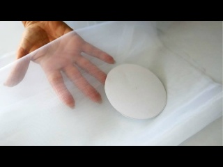 От скучных штор к роскошным украшениям: капроновые цветы своими руками