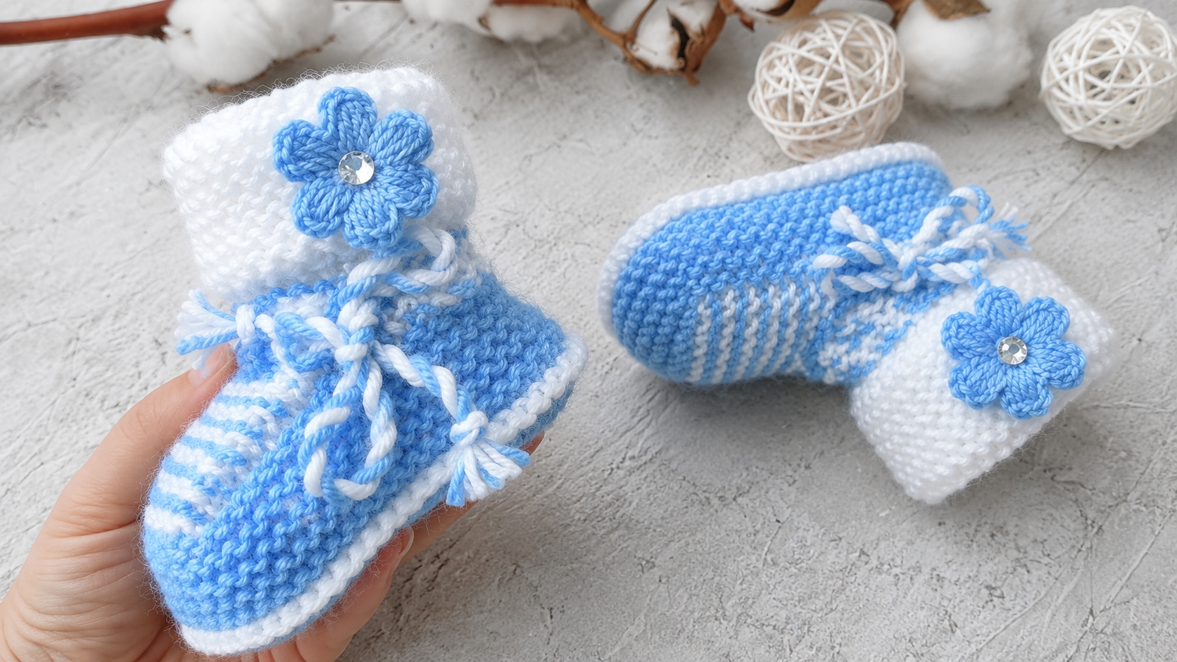 Пинетки спицами. Простая модель. Knitting Baby booties