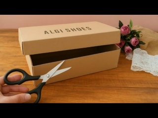 Простая идея домашнего декора из обувной коробки