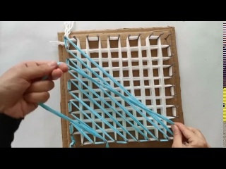 Отличная идея, которую можно сделать с помощью гвоздей и шерстяной веревки своими руками