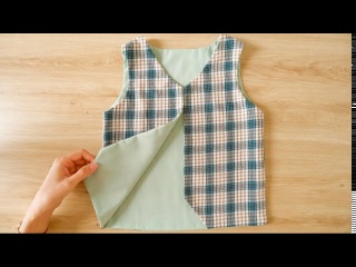 Как легко можно сшить жилет с двусторонним рисунком своими руками