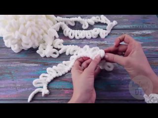 Шарф снуд руками за 10 минут. Вяжем без спиц и крючка. Alize Puffy