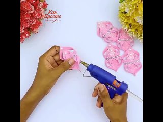 Снежинки из глиттерного фоамирана