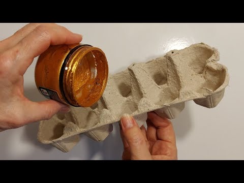 ТОЛЬКО СДЕЛАЛА-ВСЕ ХОТЯТ КУПИТЬ! ВсегоЛИШЬ заливаю ЯИЧНЫЙ ЛОТОК ЗолотойКраской DIY поделки-новый год