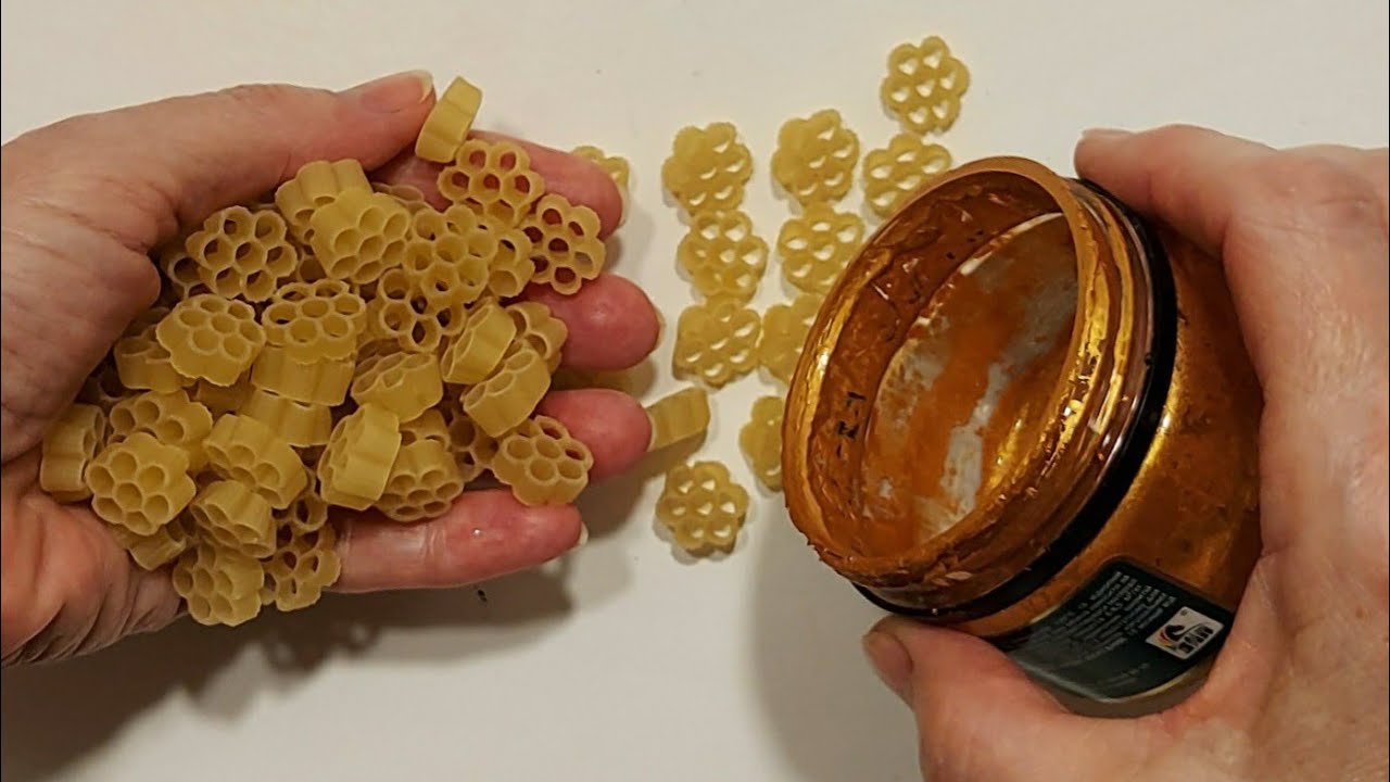 ЗАЛИВАЮ МАКАРОНЫ КРАСКОЙ,a ПОТОМ КЛЕЕМ ! ВСЕ БУДУТ СПРАШИВАТЬ, КАК ТЫ ЭТО ДЕЛАЕШЬ ? СМОТРИ САМ ! diy