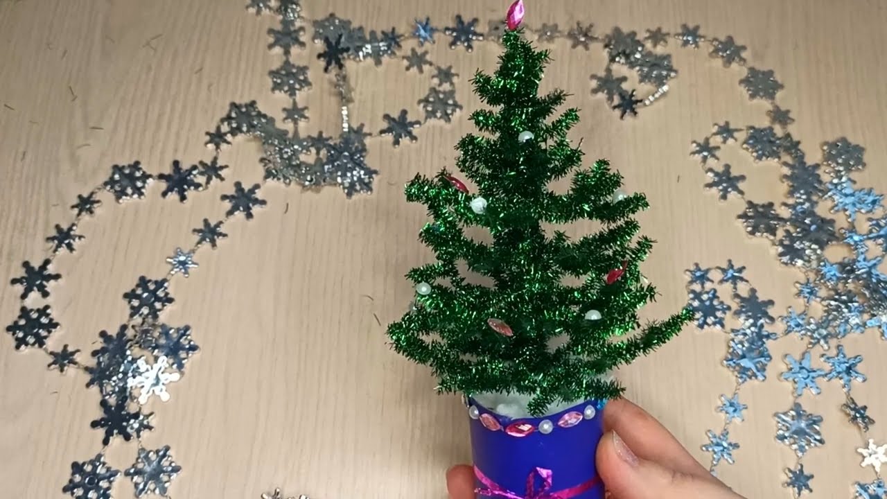 ЁЛОЧКА ИЗ СИНЕЛЬНОЙ ПРОВОЛОКИ