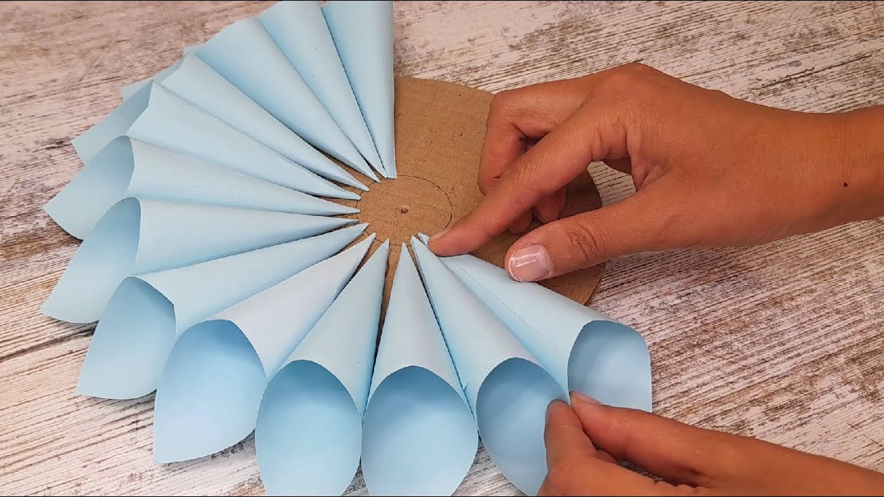 Очаровательная ПОДЕЛКА на 8 Марта из цветной бумаги. Красиво Легко Изящно! DIY